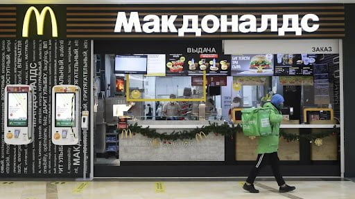 McDonald’s To Temporarily Close Restaurants & Pause Operations in Russia